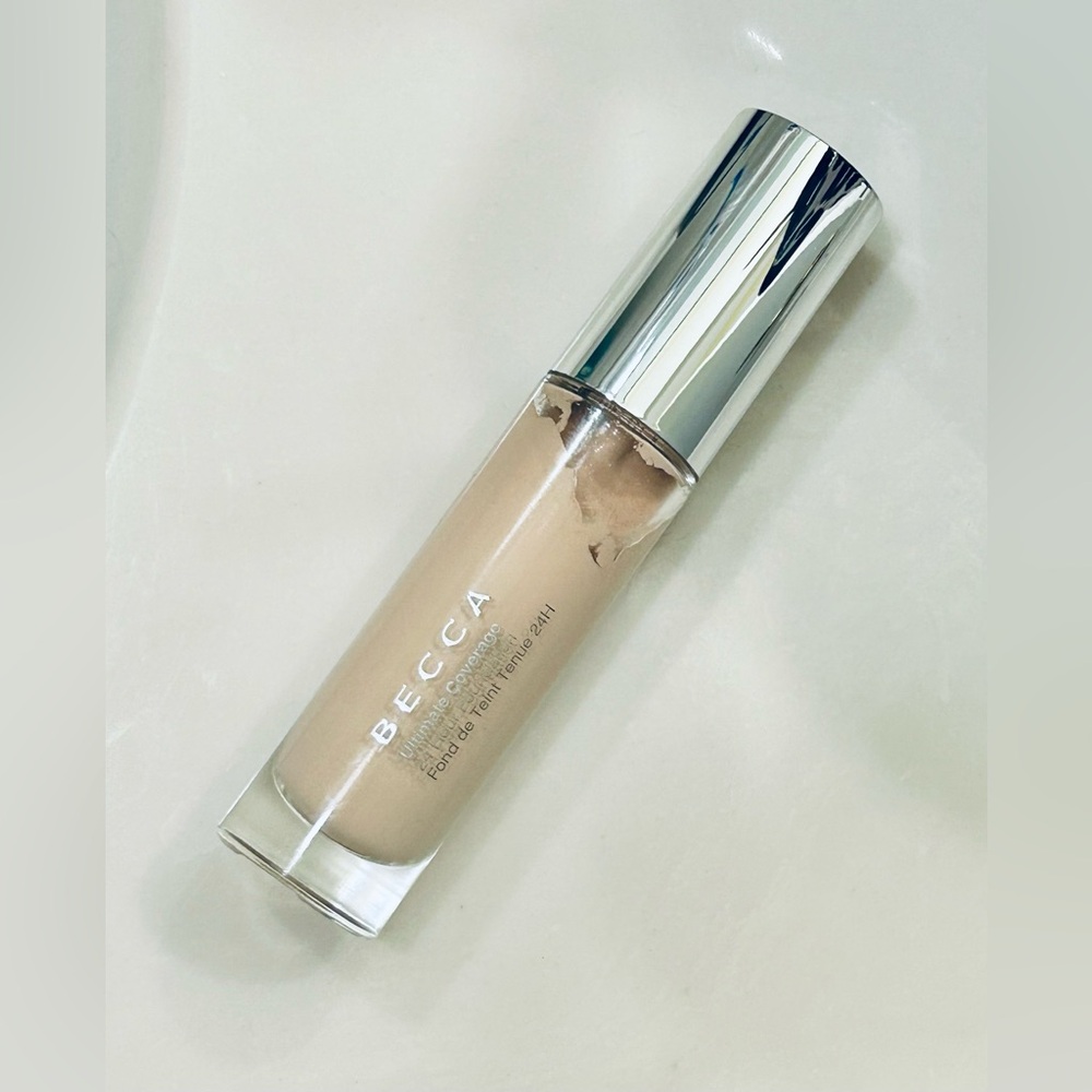 BECCA Ultimate Coverage 24 Hour Foundation Rare